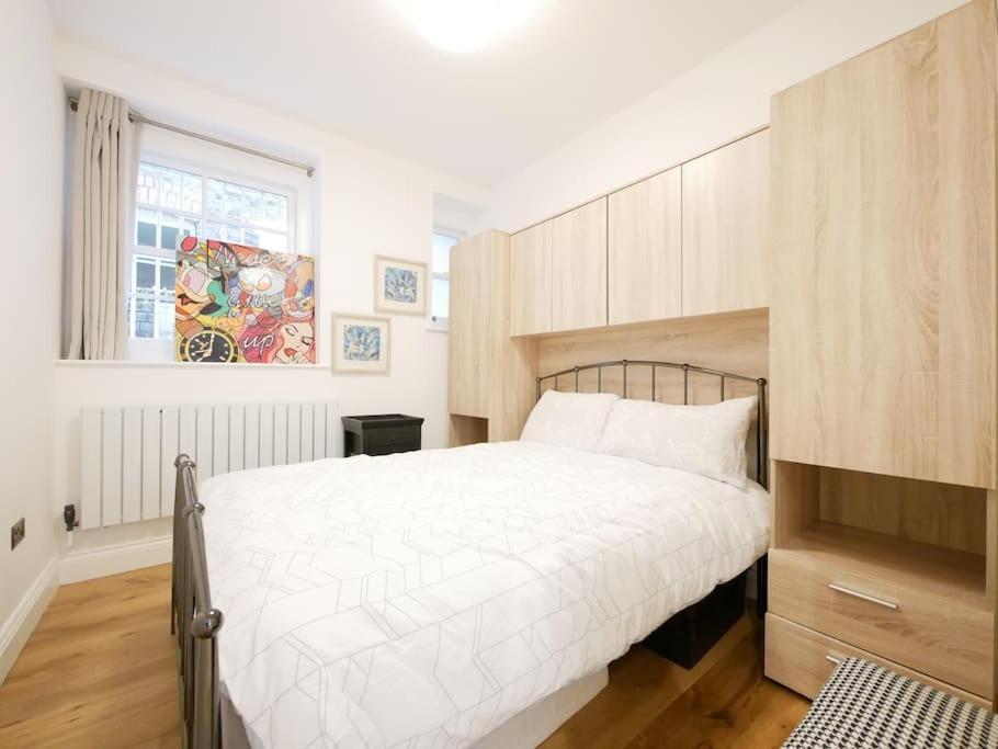 Newly Refurbished 2 Bed Apartment In Paddington ลอนดอน ภายนอก รูปภาพ